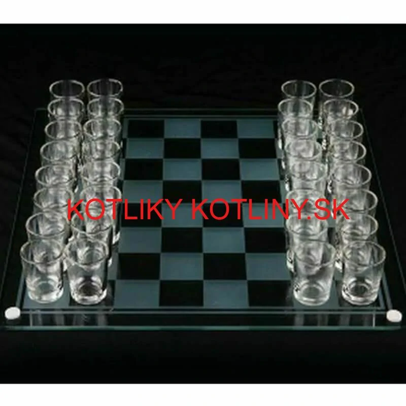 Šachová hra so štamperlíkmi