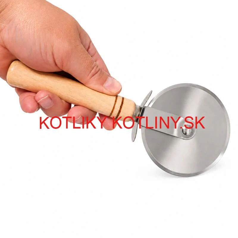 Krájač na pizzu s drevenou rukoväťou 22 cm