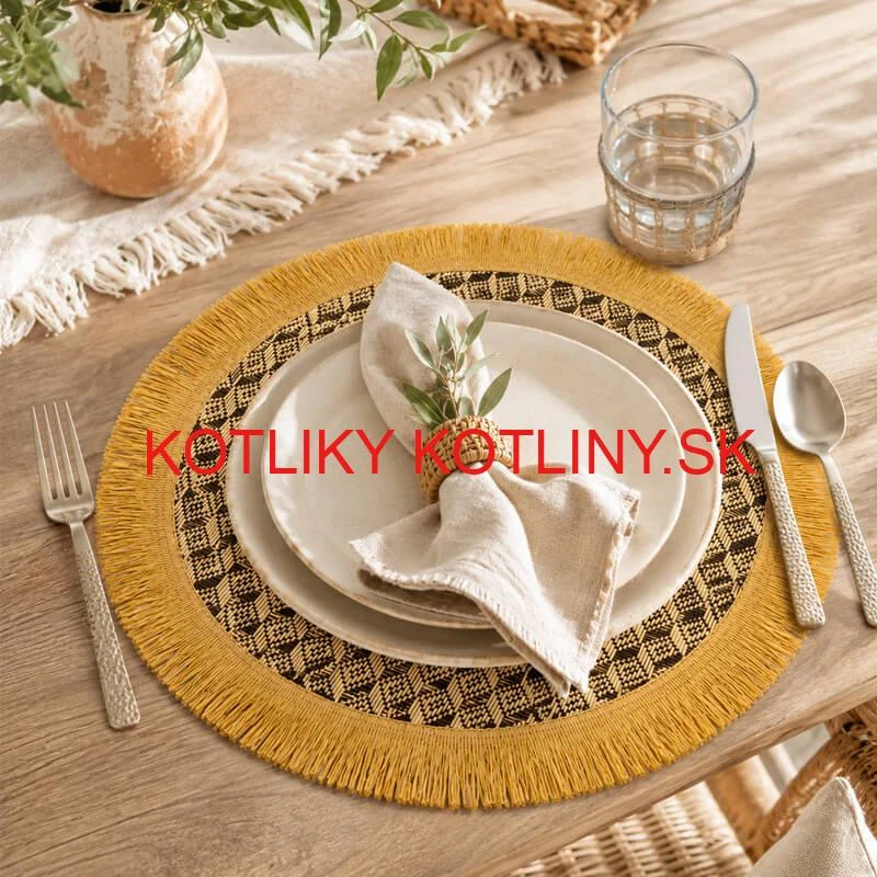 Prírodná podložka pod tanier so strapcami 37 cm